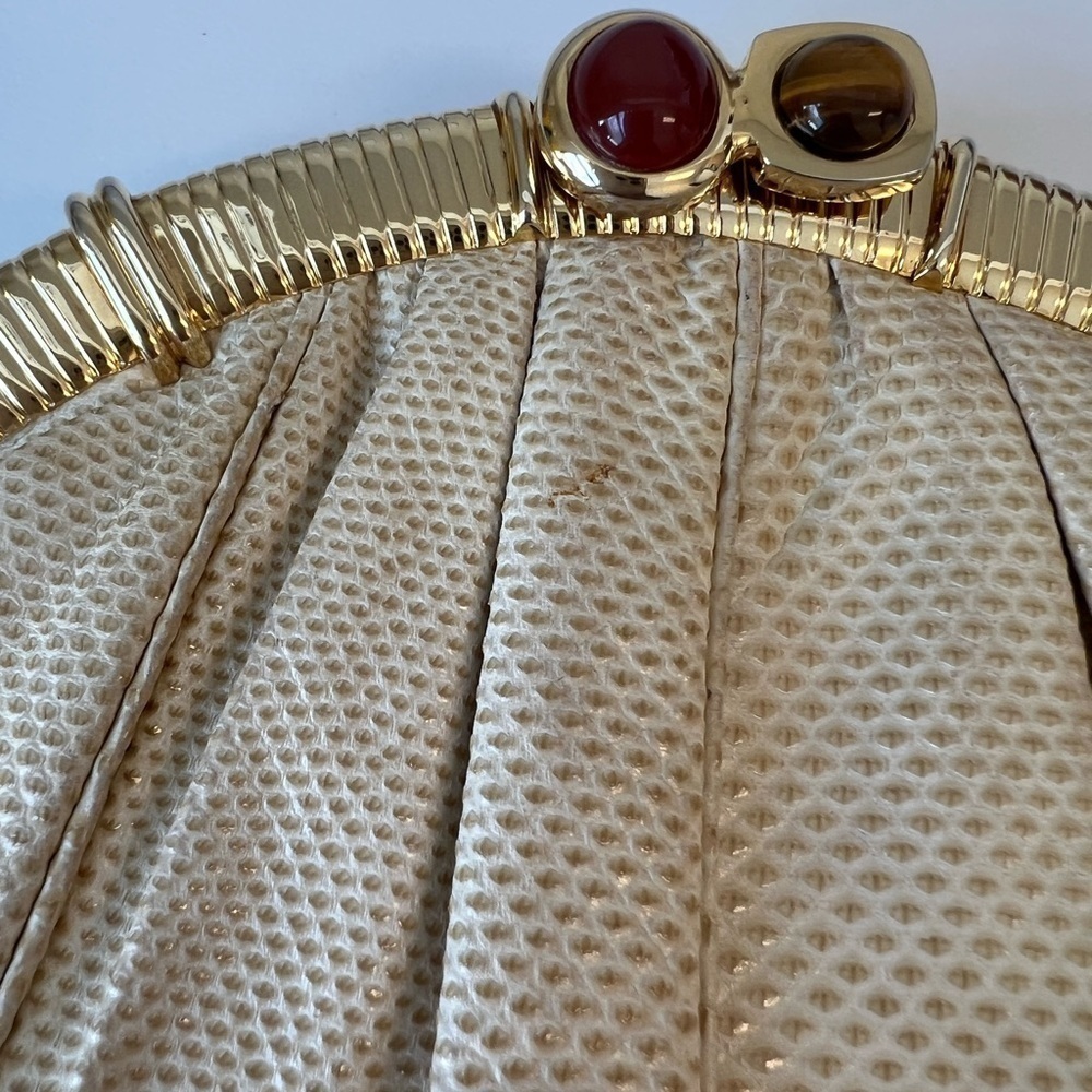 Judith Leiber Vintage Lizard Skin Bag. Good Condition. - Picture 4 of 16